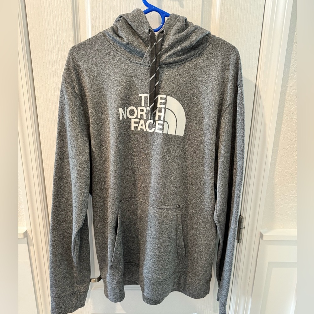 Lightly used Men’s grey Northface hoodie XL
